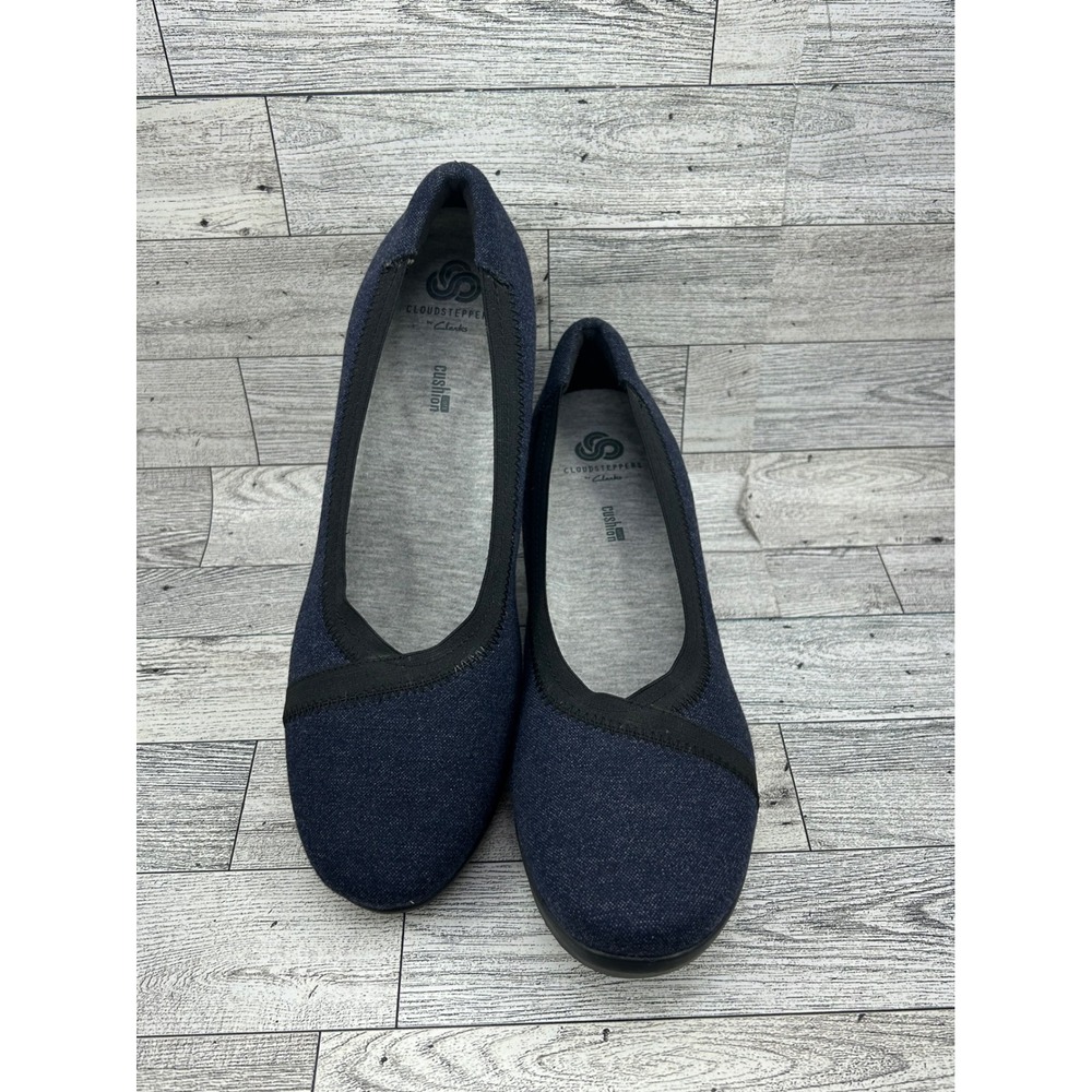 Clarks Cloudsteppers Women Sz 8M Navy Blue Denim Wedge Pumps Cushion Soft Shoes